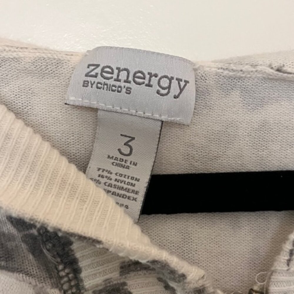 Chico's Zenergy Zip Front Hoodie with pockets Sz 3 XL 16  Grey Cheetah print - Picture 3 of 7